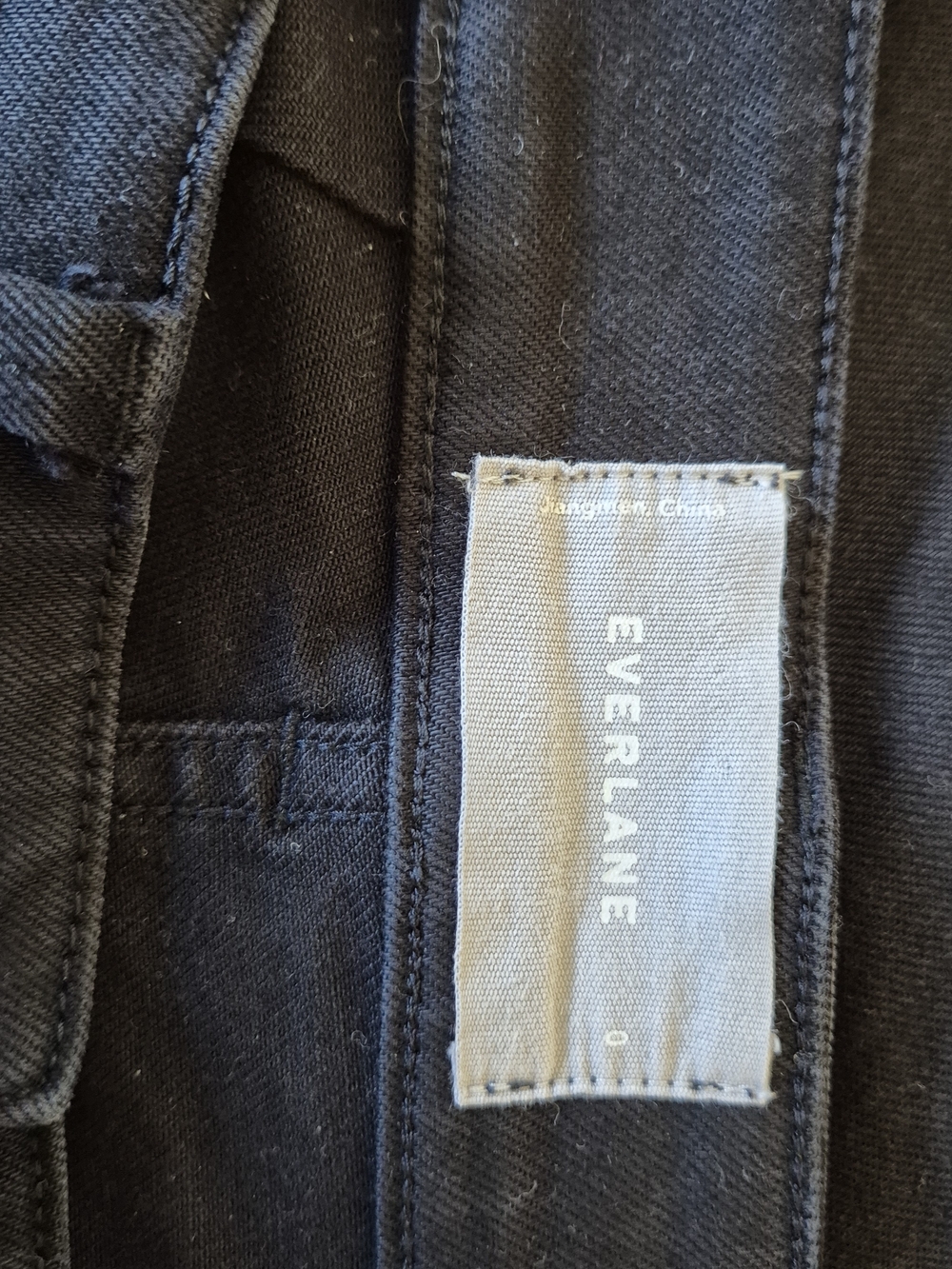 Everlane The Cropped Straight Jean (Short) | Size 0 / 26" - Picture 10 of 11